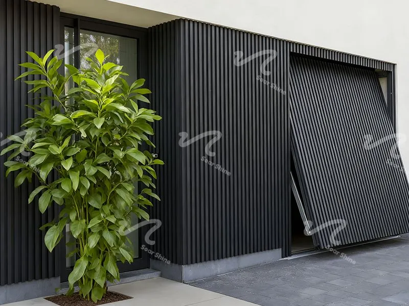 Гаражные ворота с решеткой из алюминиевого сплава